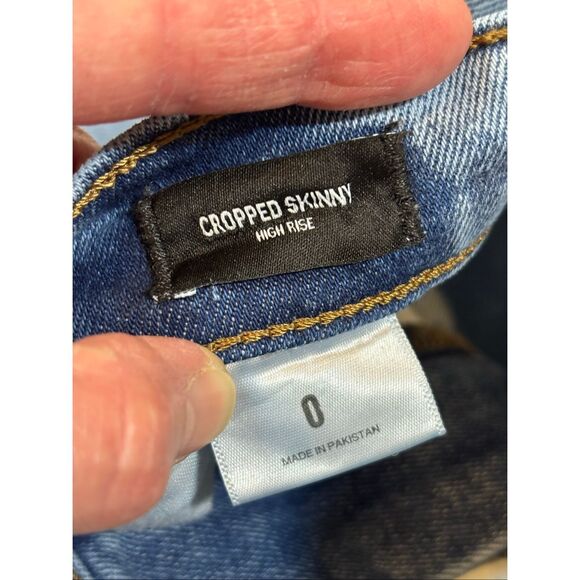 Express high-rise cropped skinny distressed jeans size 0 - Picture 12 of 12